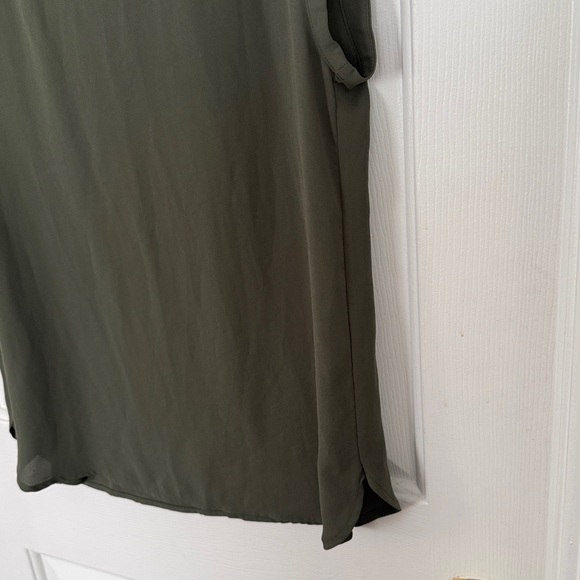 J.Crew Women’s Olive Moss Green Sleeveless Drapey Top Size 4 - Picture 4 of 5
